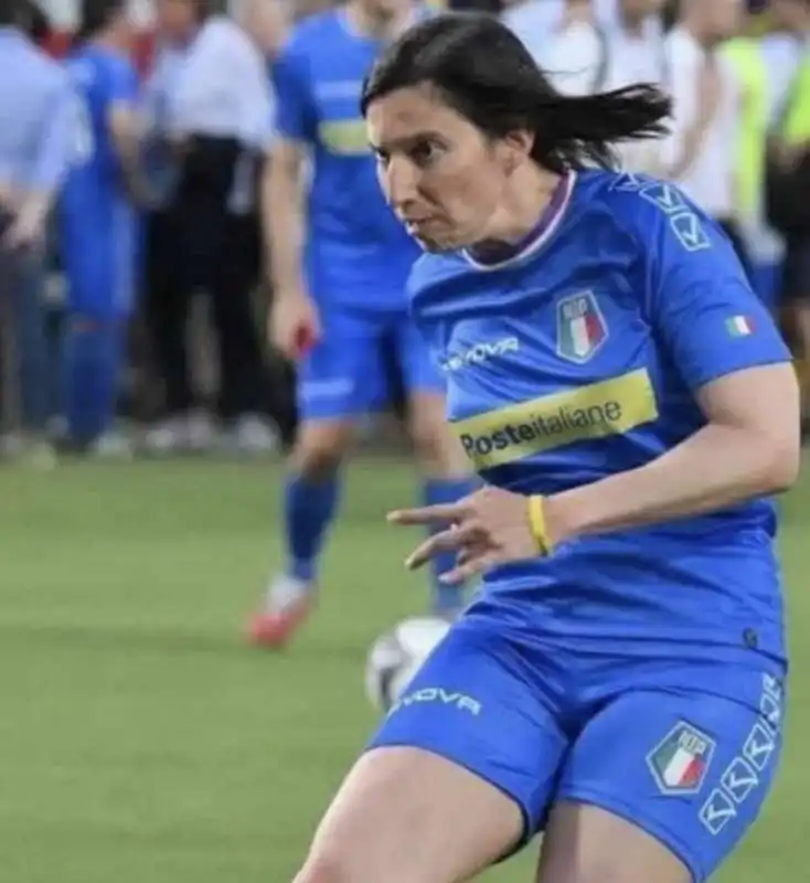 elly schlein alla partita del cuore  