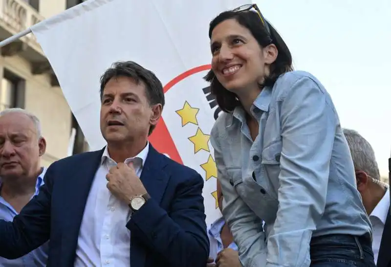 giuseppe conte   elly schlein   genova, manifestazione per le dimissioni di giovanni toti   