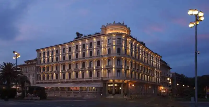 grand hotel principe di piemonte. 4