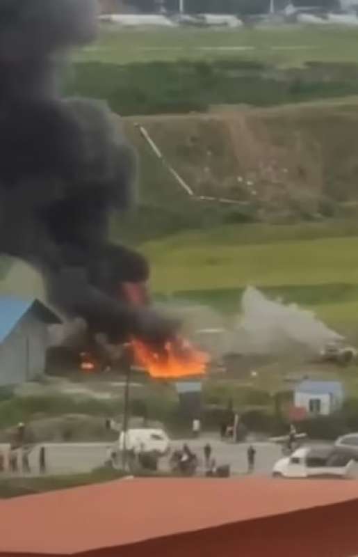 incidente aereo in nepal 19