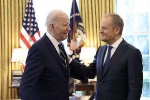 joe biden donald tusk