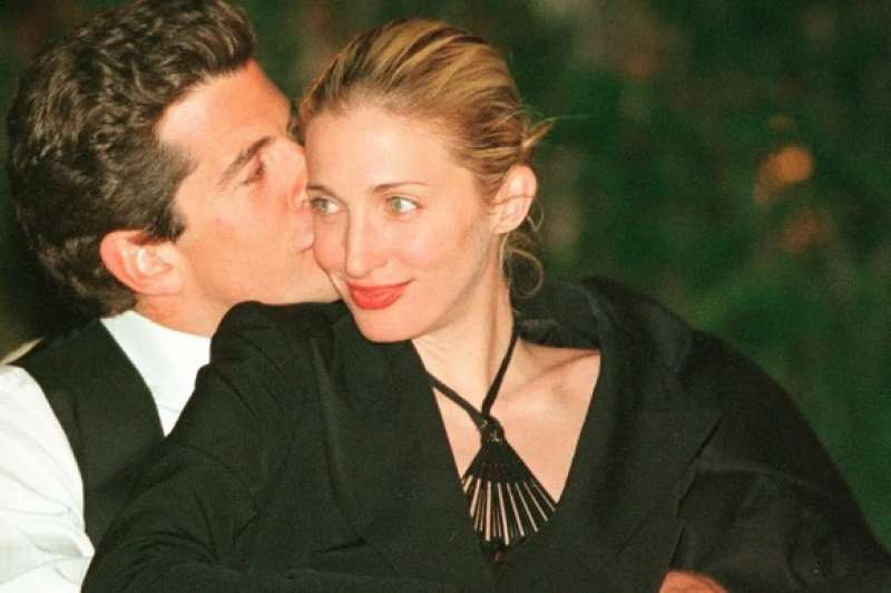 john f kennedy jr e carolyn bessette 10