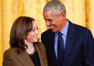 KAMALA HARRIS E BARACK OBAMA