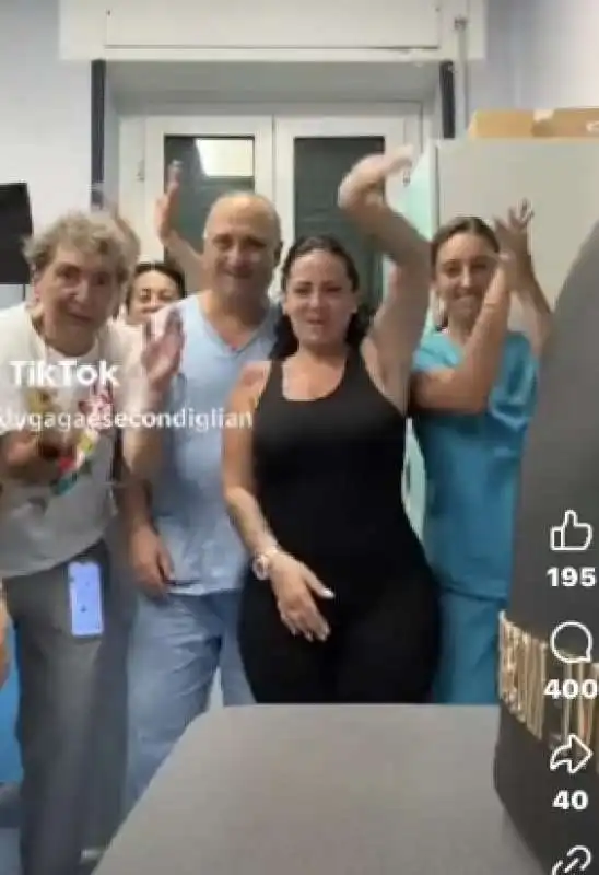 la tiktoker veronica acquaviva balla in ospedale 6