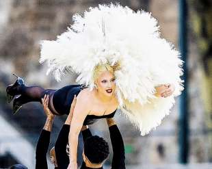 lady gaga prove della cerimonia d apertura delle olimpiadi di parigi 2024