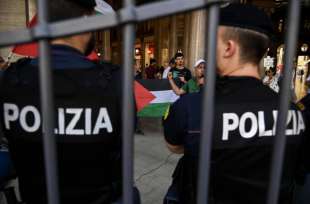 manifestanti pro palestina contro la visita di isaac herzog 2