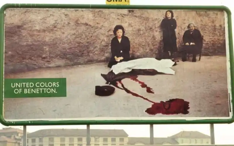 manifesto benetton by oliviero toscani  