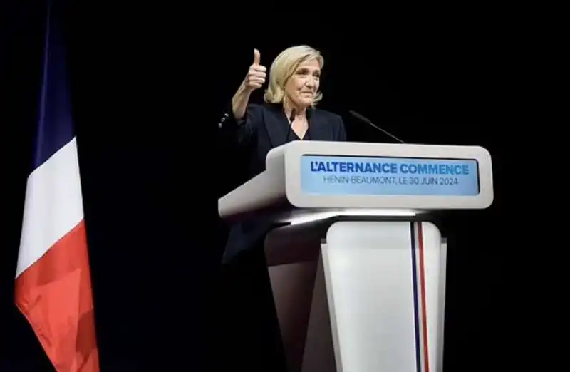 marine le pen dopo la vittoria al primo turno delle elezioni legislative