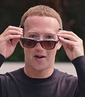 mark zuckerberg - ray ban luxottica