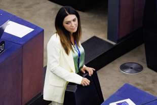 pina picierno al parlamento europeo