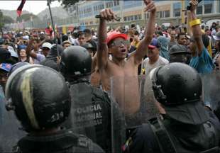 proteste in venezuela contro la rielezione di nicolas maduro 12