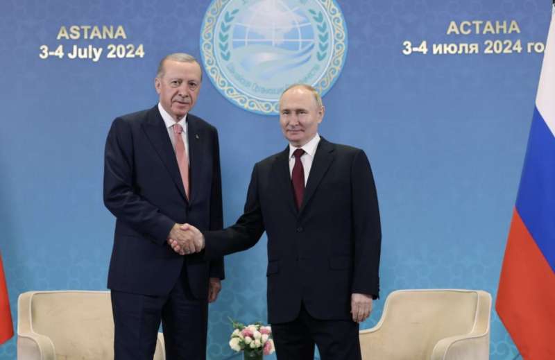 RECEP TAYYIP ERDOGAN E VLADIMIR PUTIN AD ASTANA