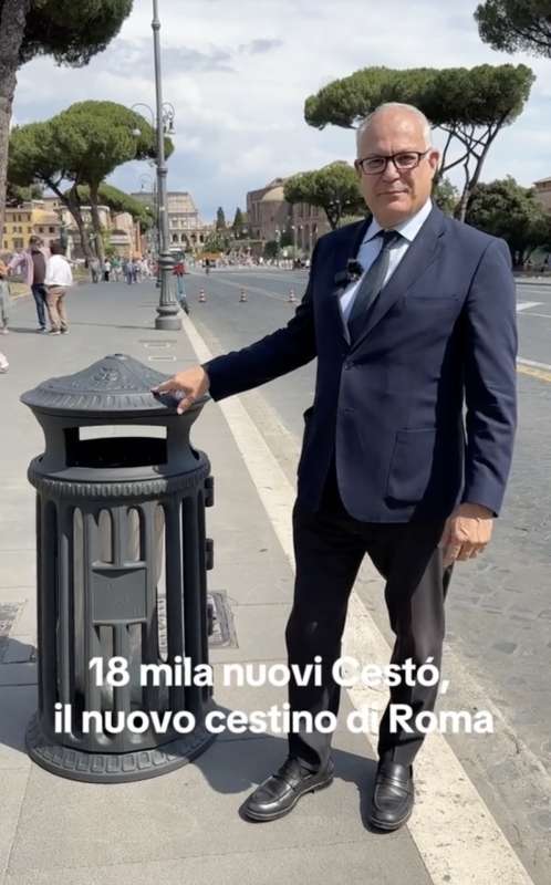 roberto gualtieri presenta cesto i nuovi cestini di roma