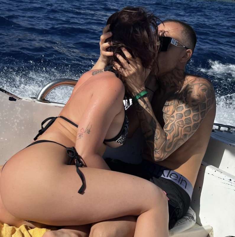 sara diamante con il rapper mikush