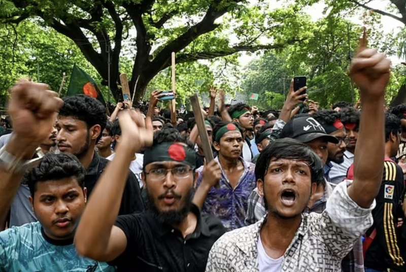 scontri e proteste in bangladesh 4