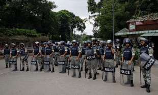 scontri e proteste in bangladesh 7