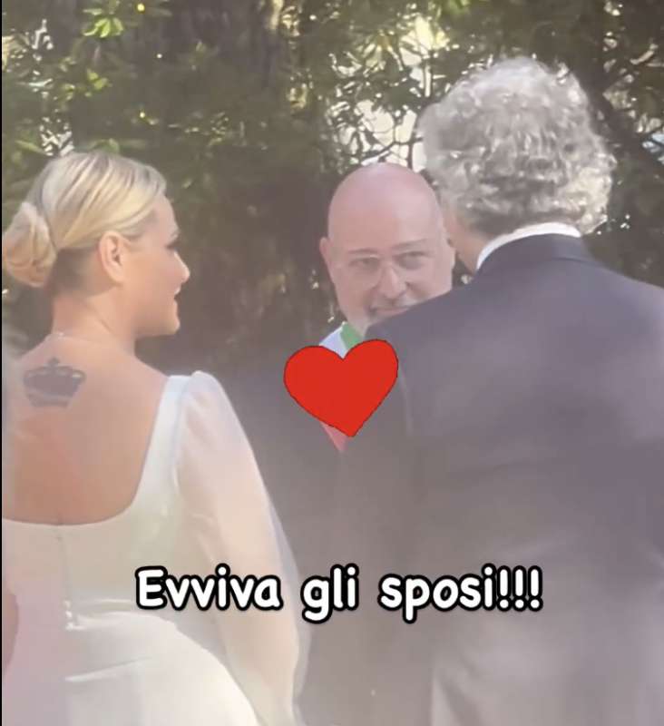 STEFANO BONACCINI CELEBRA IL MATRIMONIO DI SIMONA VENTURA E GIOVANNI TERZI