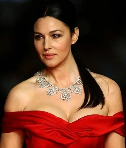 bellucci incinta i francesi dicono si jpeg