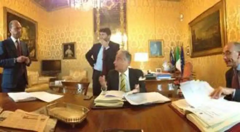 Alfano, Franceschini,Patroni Griffi e Letta nella foto postata da Zanonato sul suo profilo Twitter