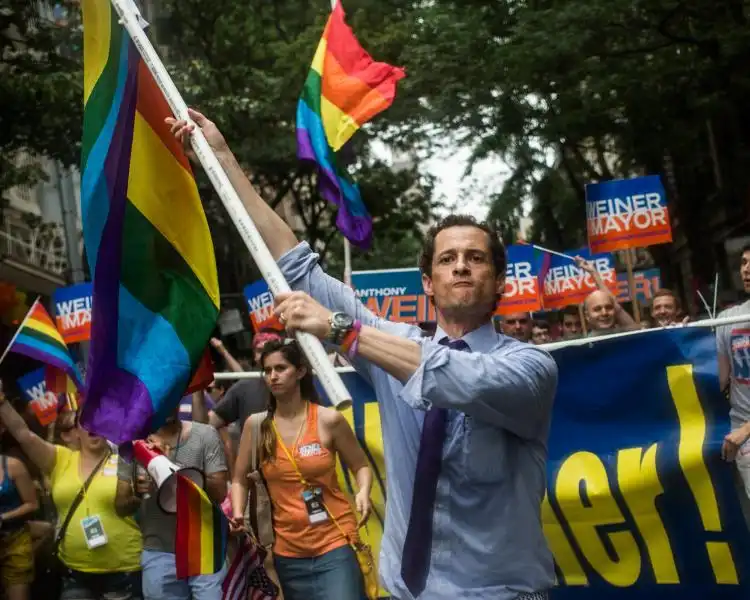 anthony weiner al gay pride 