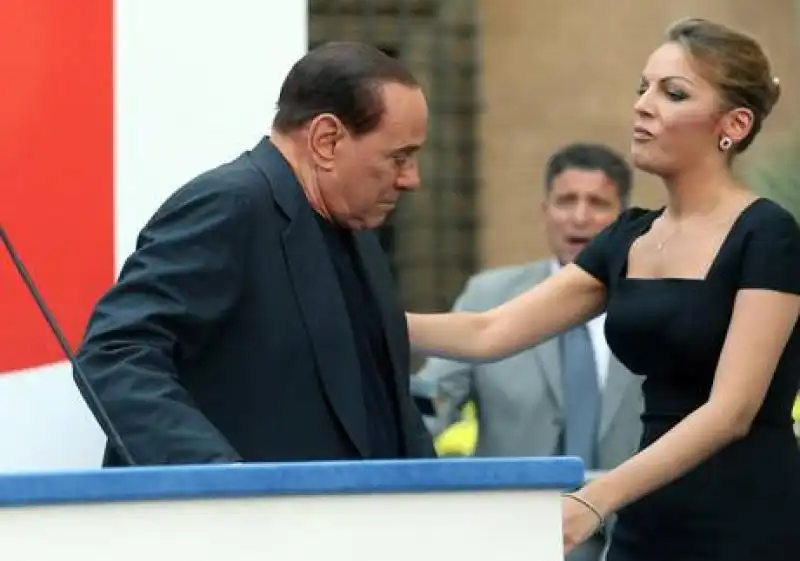 berlusconi e pascale