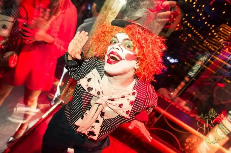 CIRQUE LE SOIR 