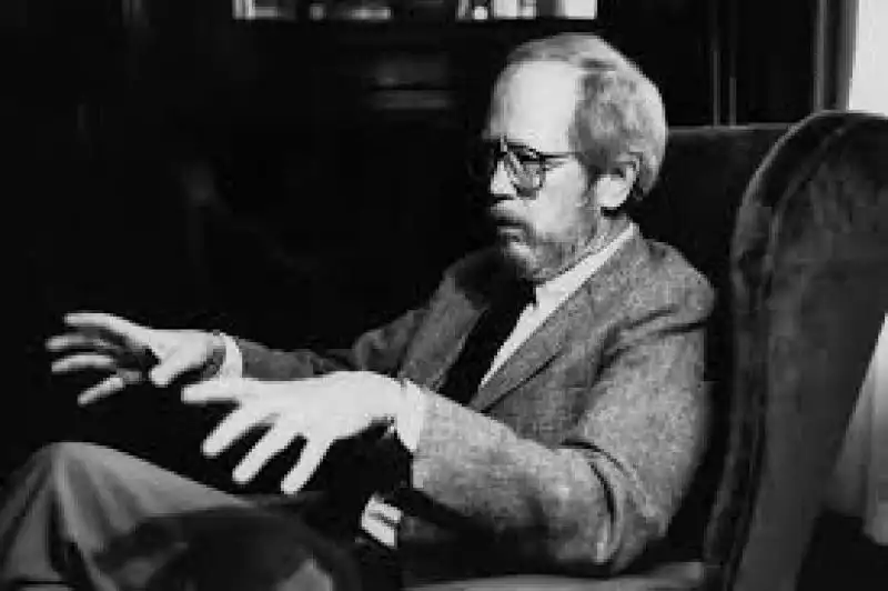  ELMORE LEONARD