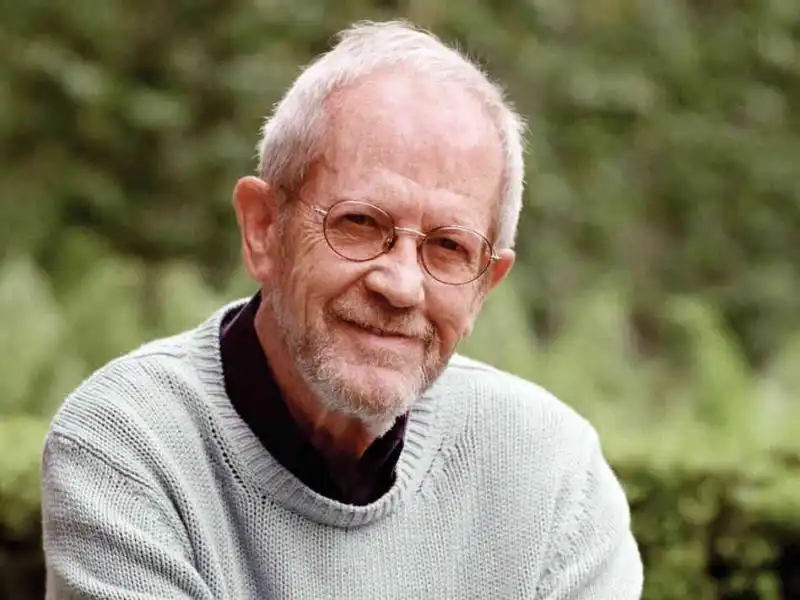 ELMORE LEONARD 