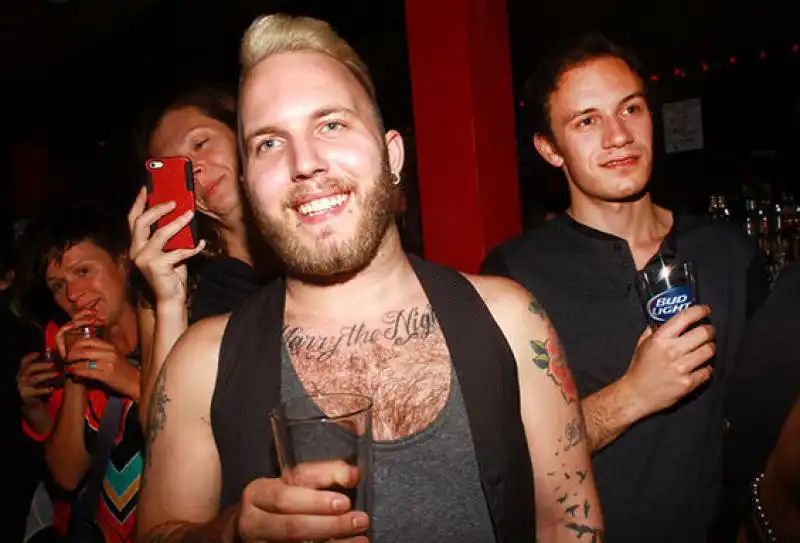 FESTA DRAG AL METROPOLITAN DI BROOKLYN 