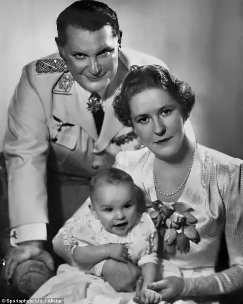 Hermann Goering con moglie e figlio