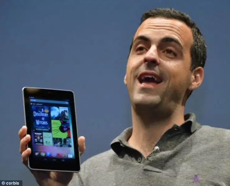 HUGO BARRA 