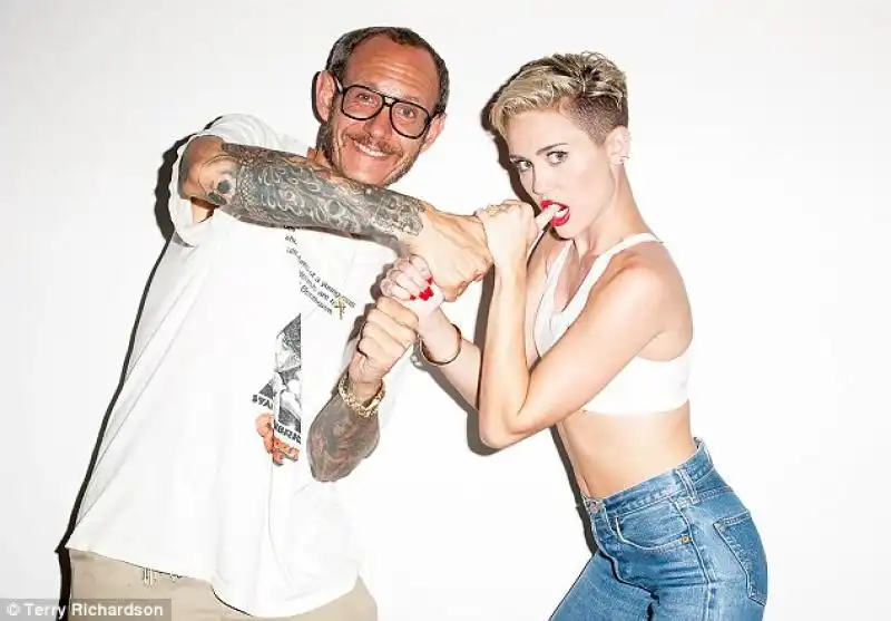 MILEY CYRUS TERRY RICHARDSON 