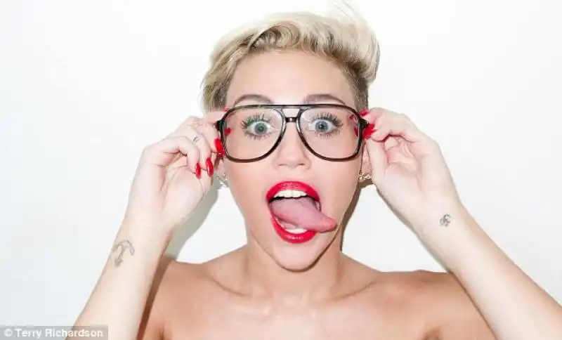 MILEY CYRUS TERRY RICHARDSON 