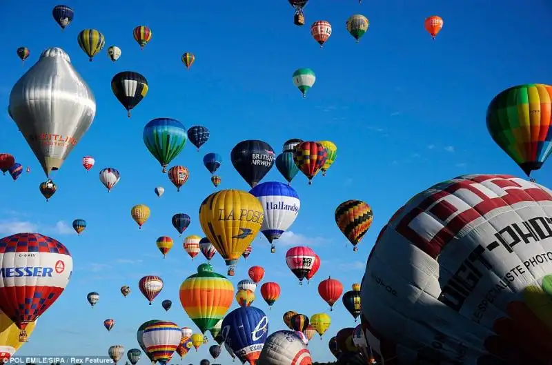 MONGOLFIERE ALLA LORRAINE MONDIAL INTERNATIONAL AIR BALLONS IN FRANCIA 