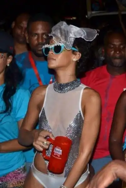 RIHANNA ALLE BARBADOS 