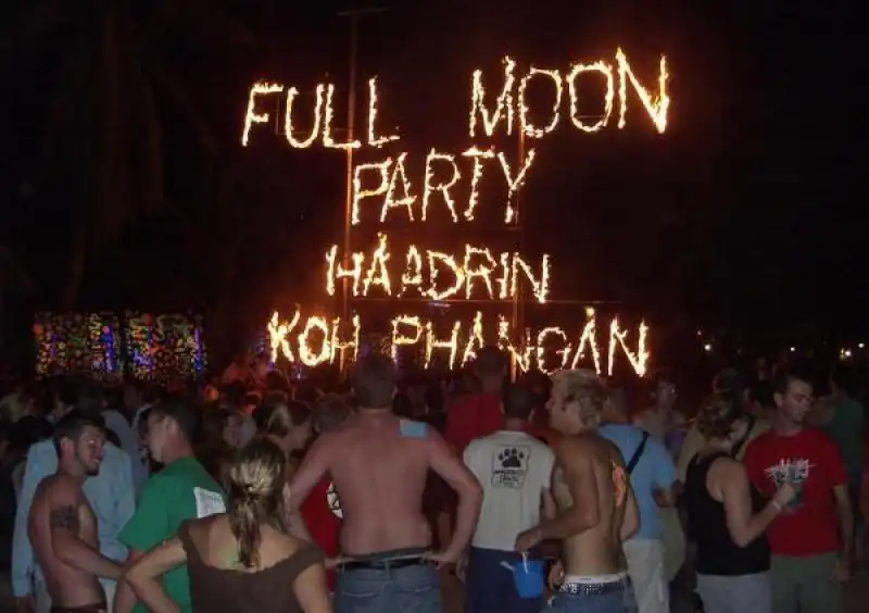 THAILANDIA FULL MOON PARTY 