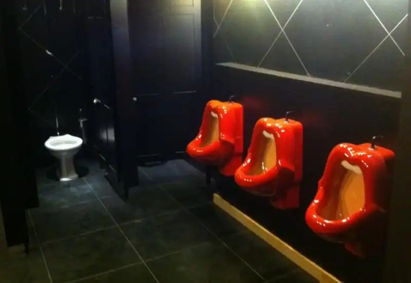 Toilets 