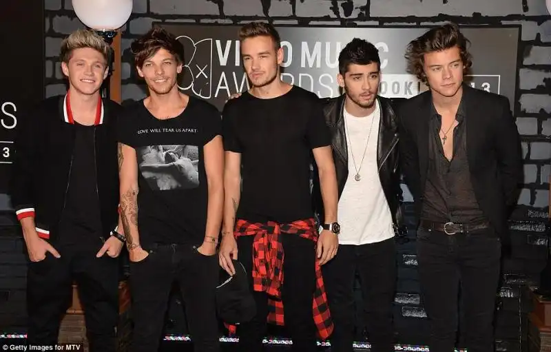 MTV VIDEO MUSIC AWARDS ONE DIRECTION 