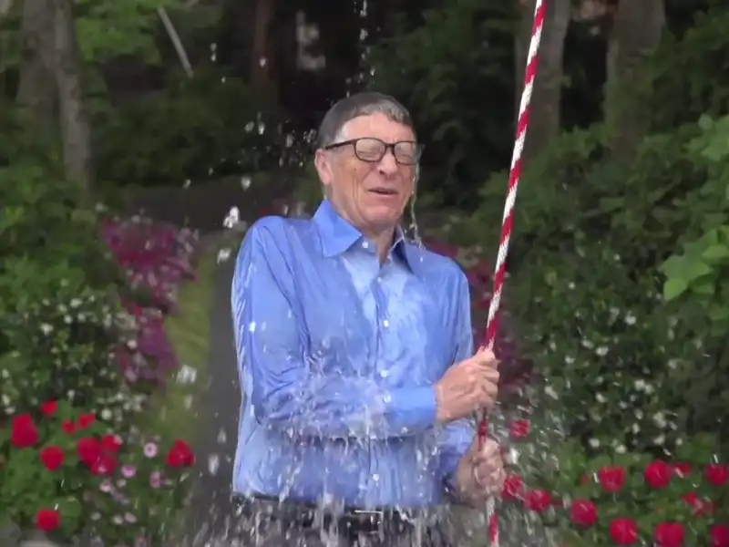 BILL GATES - ICE BUCKET CHALLENGE