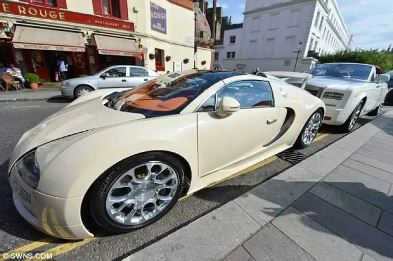 bugatti di un riccone arabo