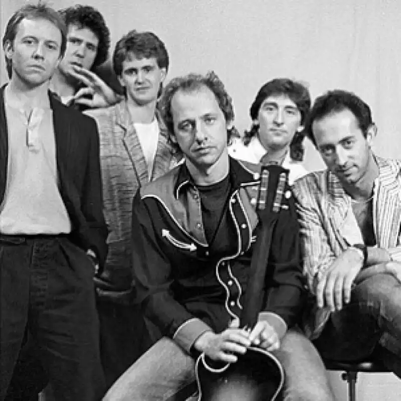 Dire Straits
