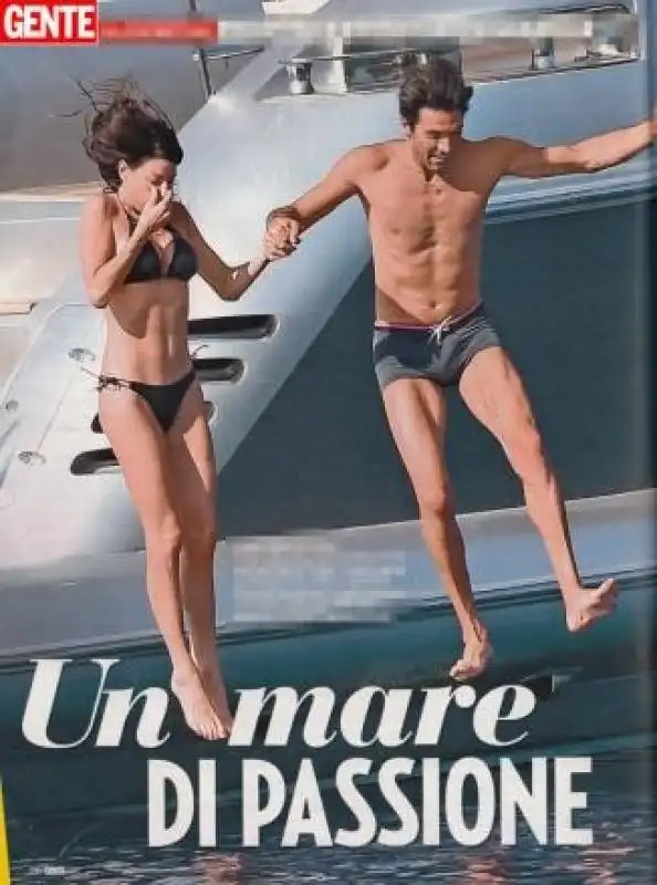 GIGI BUFFON E ILARIA D'AMICO IN VACANZA