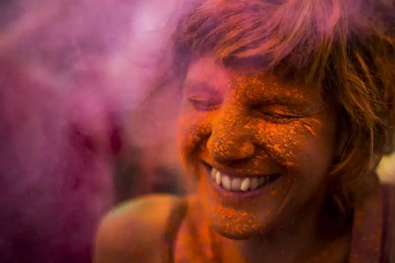 holi festival a madrid