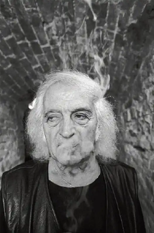 mario giacomelli