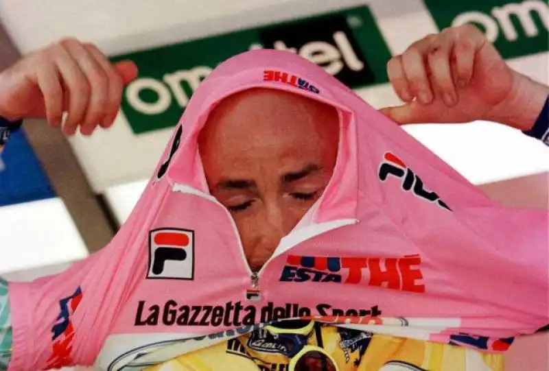 pantani, 10 anni dalla morte del pirata 10