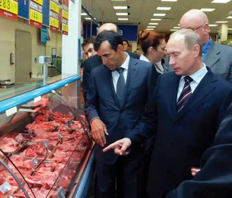 putin al supermercato 