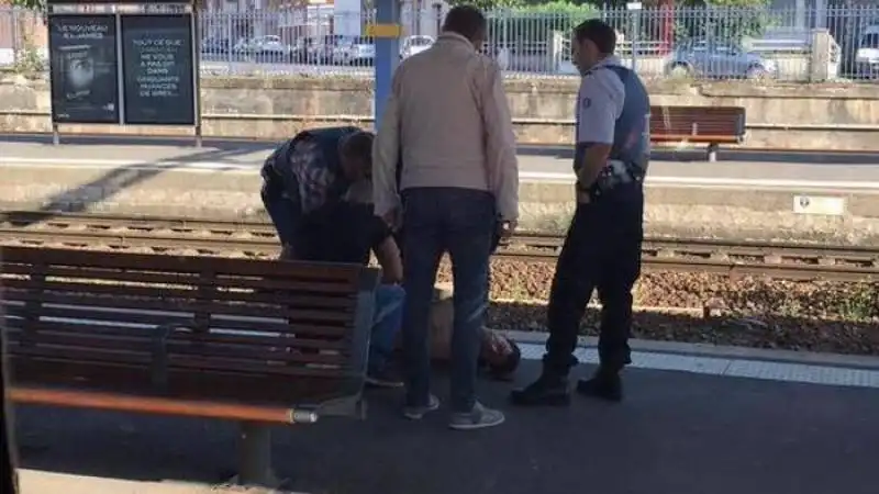 attentato sul treno