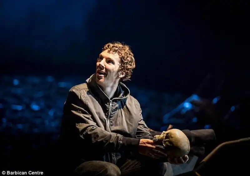 benedict cumberbatch amleto di shakespeare  3