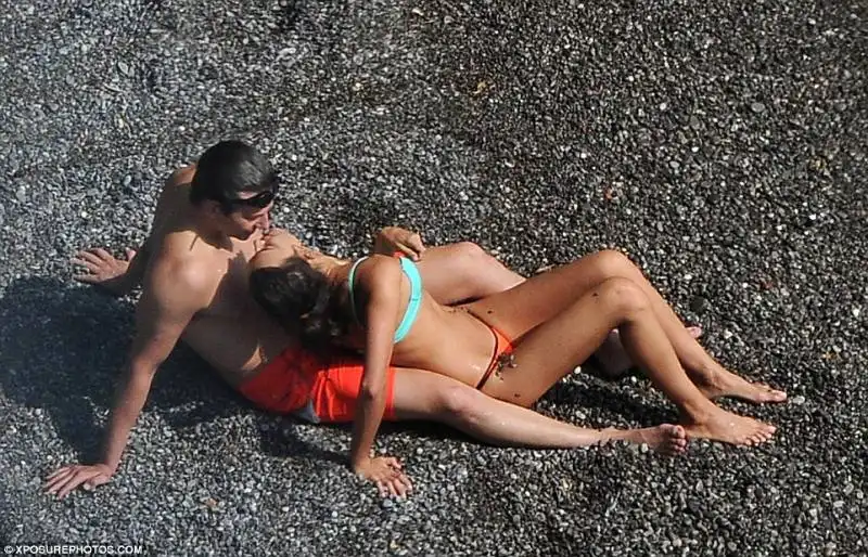 bradley cooper e irina shayk   vacanze costiera amalfitana  32