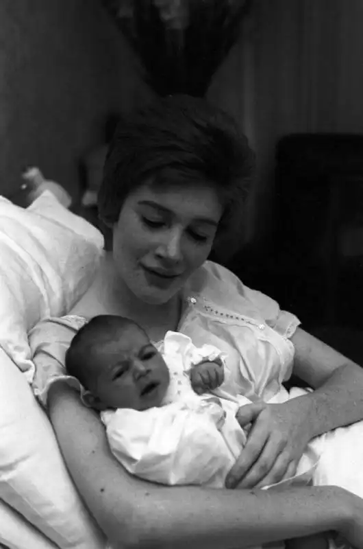 carla gravina  con la figlia giovanna 31072